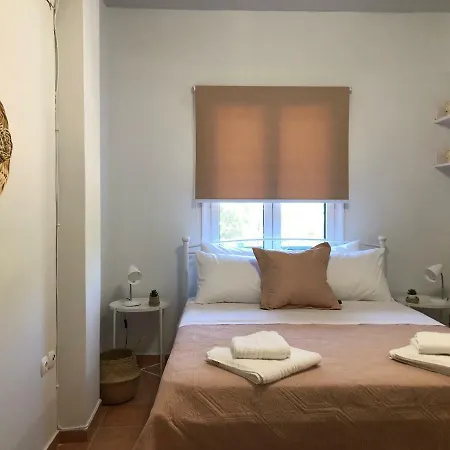 Bougainvillea House Σπίτι διακοπών Μπατσί
