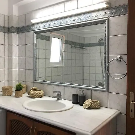 Bougainvillea House Σπίτι διακοπών *